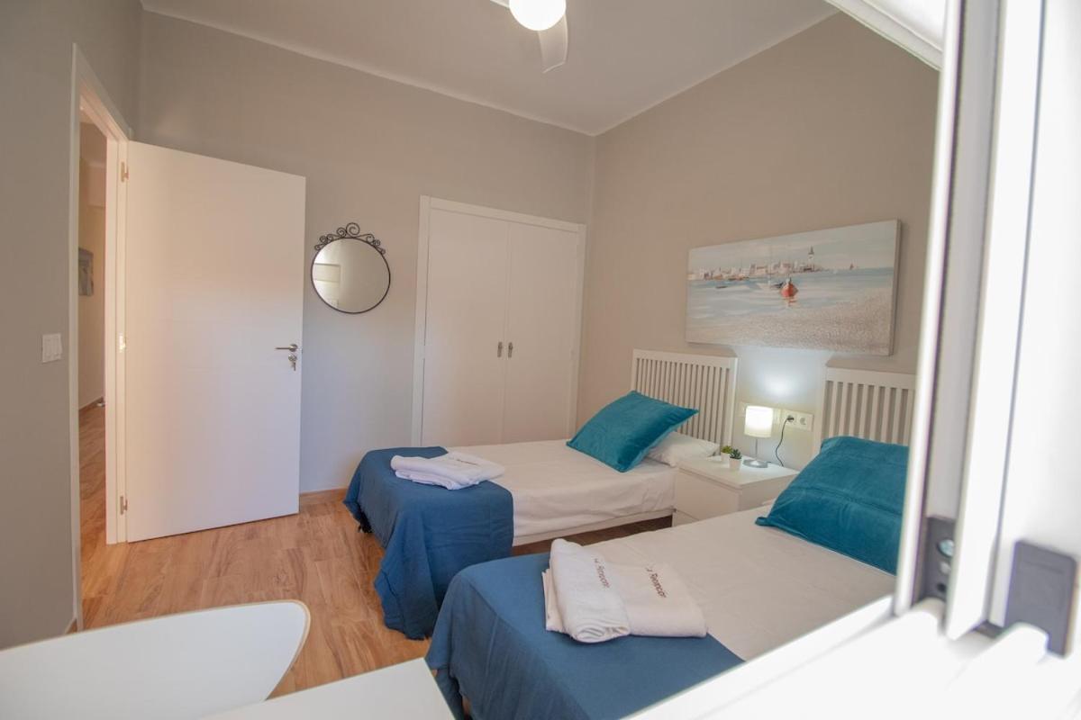 C102 - Huge And Stylish 5 Bedroom By The Center Málaga Kültér fotó