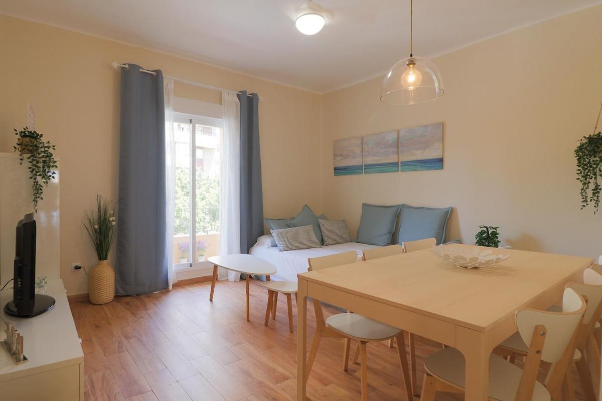 C102 - Huge And Stylish 5 Bedroom By The Center Málaga Kültér fotó