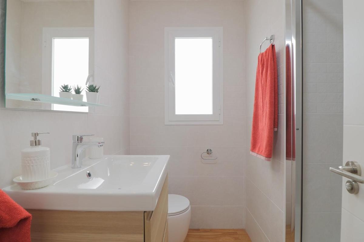 C102 - Huge And Stylish 5 Bedroom By The Center Málaga Kültér fotó